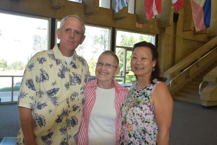 People enjoying the retiree brunch and campus tour