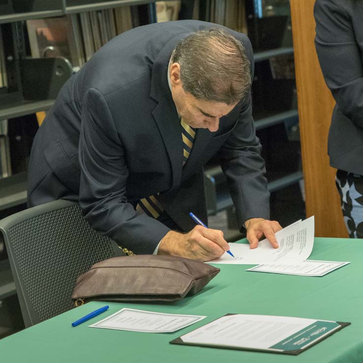 CHC an d University of La Verne Partnership Signing