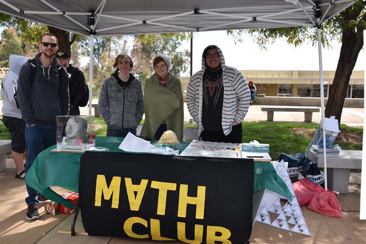 Students enjoying Club Rush