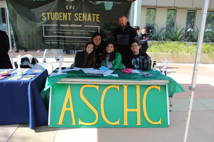 Students enjoying Club Rush