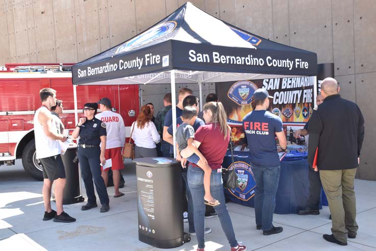 People enjoying the Fire/EMS Job Fair