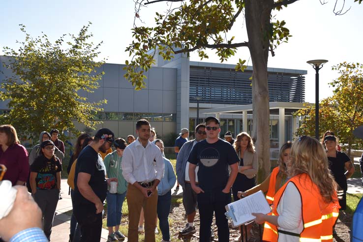 People participating in Great Shakeout