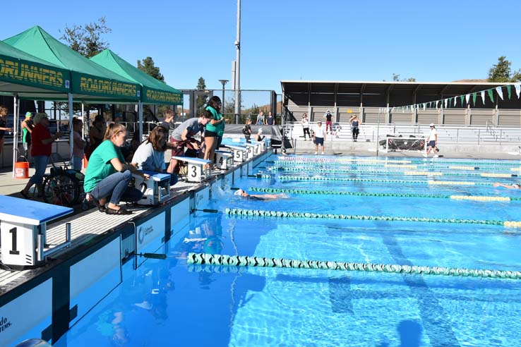 People at the Paralympic Meet.