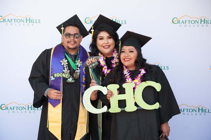 People enjoying Commencement