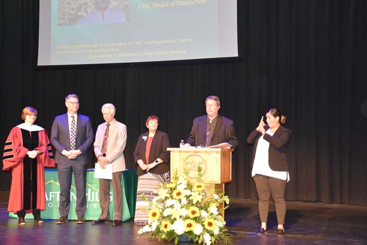 People enjoying Scholars Convocation