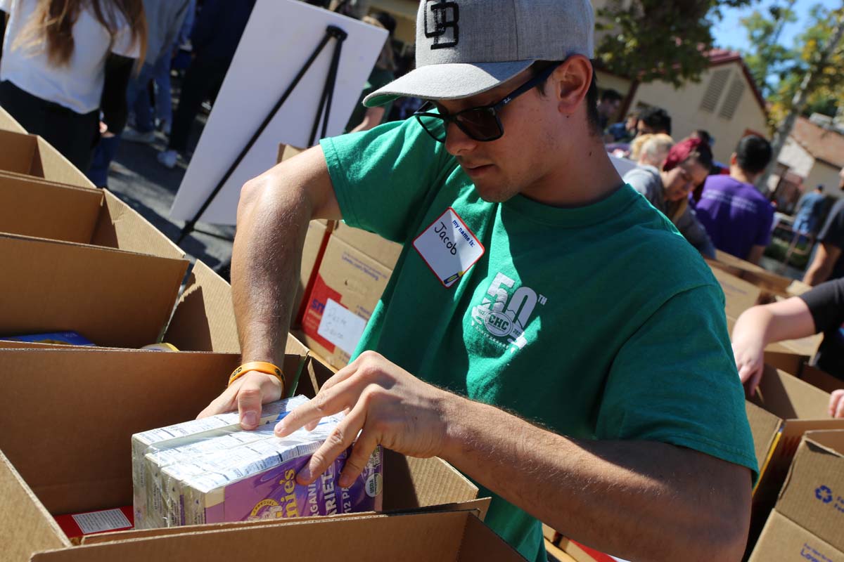 People at the food drive