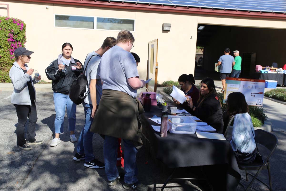 People at the food drive