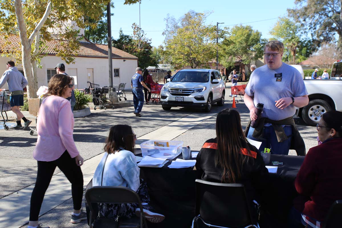 People at the food drive