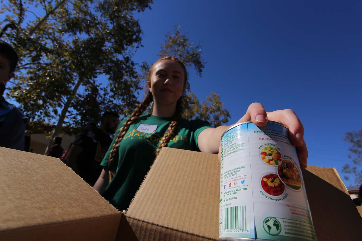 People at the food drive