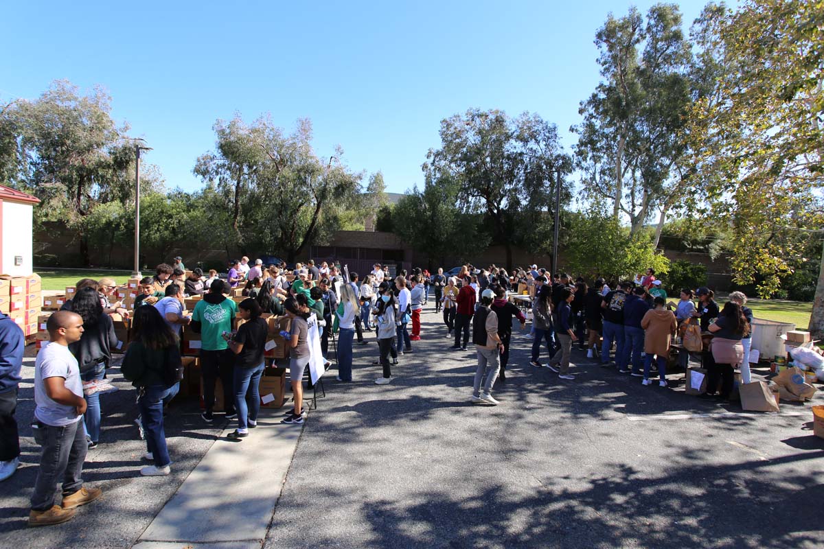 People at the food drive