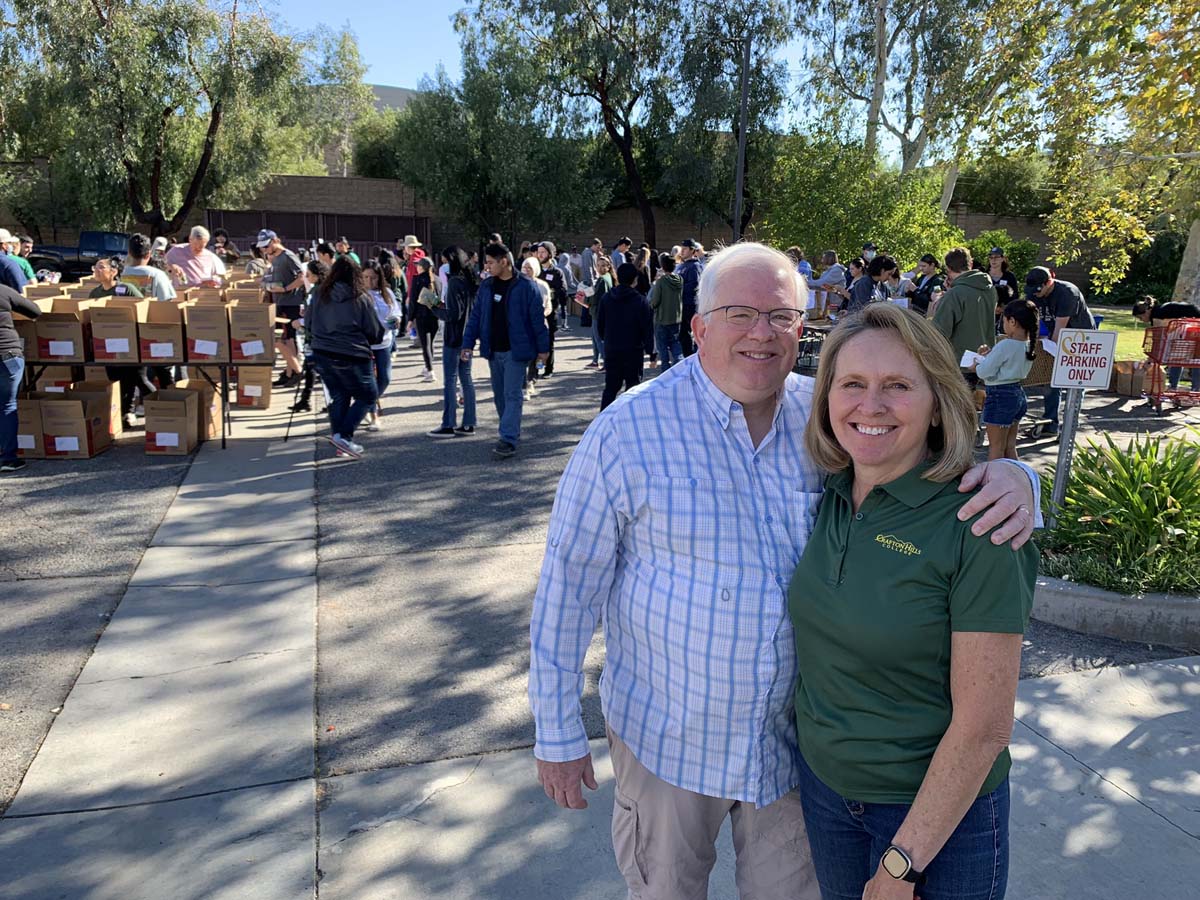 People at the food drive