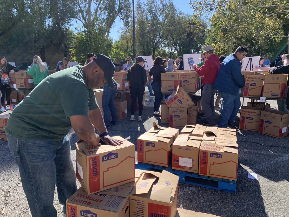 People at the food drive