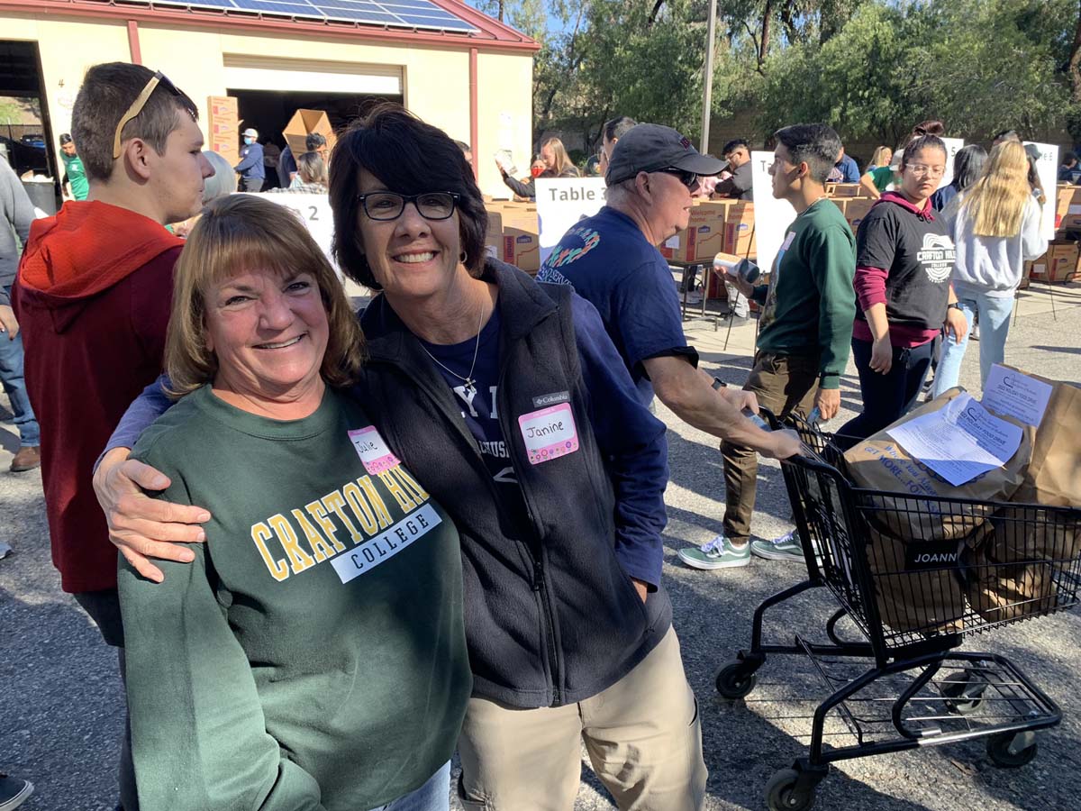 People at the food drive