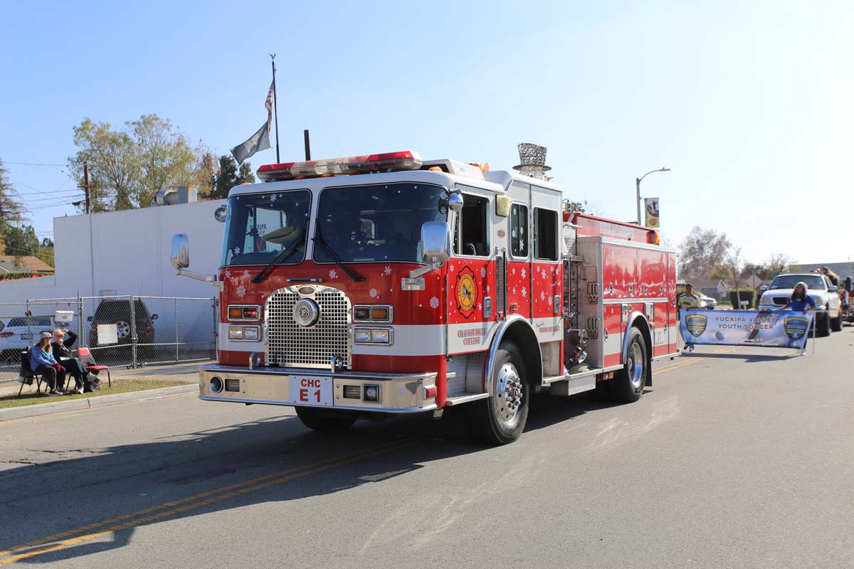 People enjoying the Yucaipa Christmas Parade