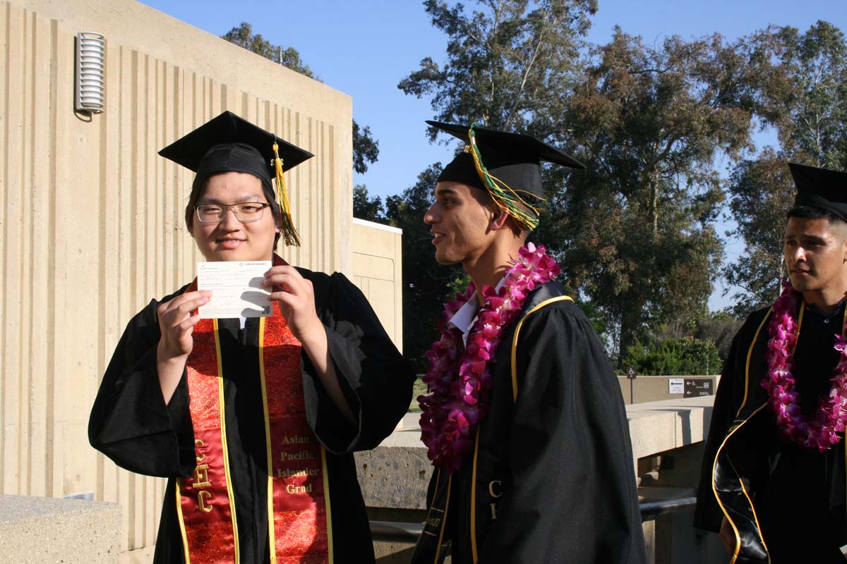 People enjoying Commencement