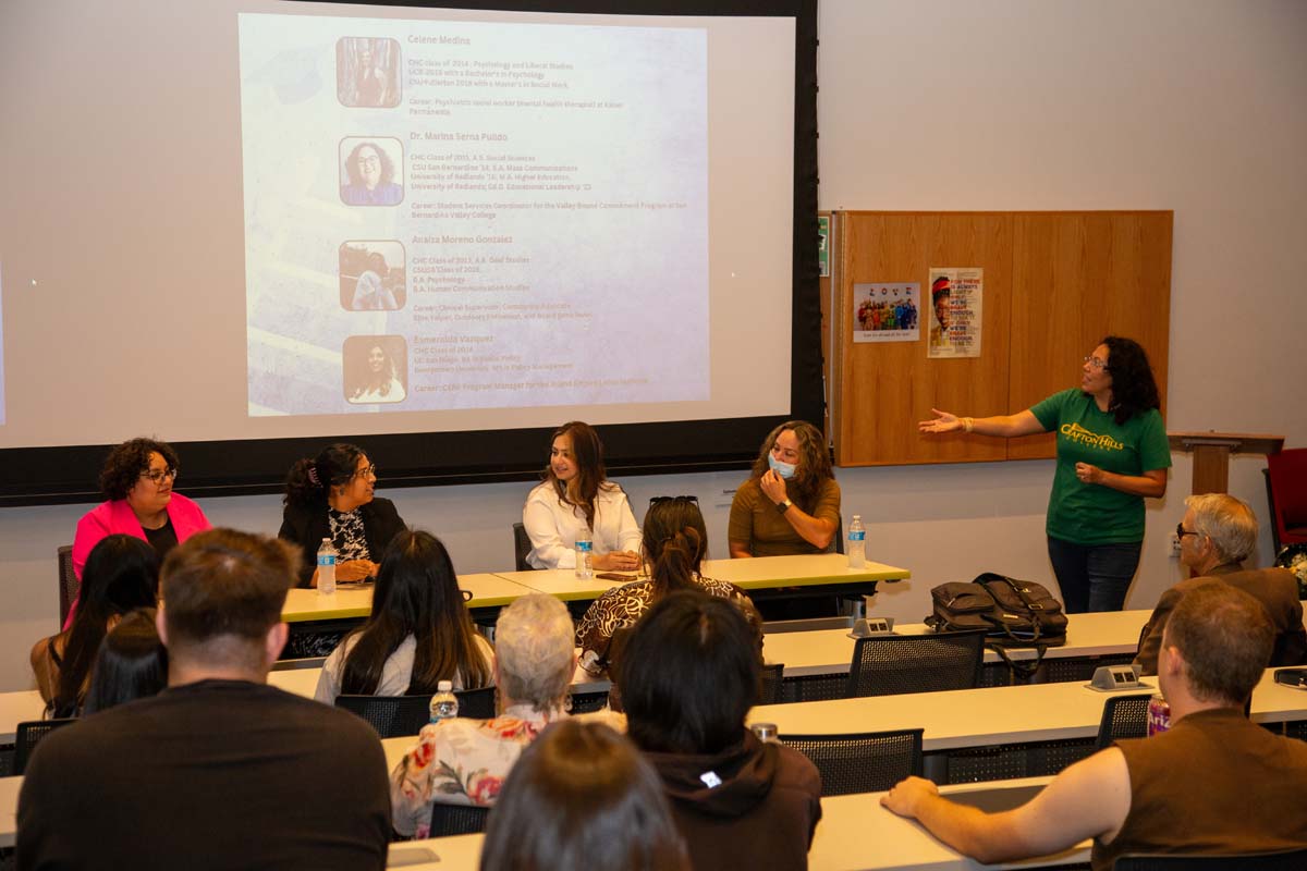 People at Hispanic Heritage Month Event