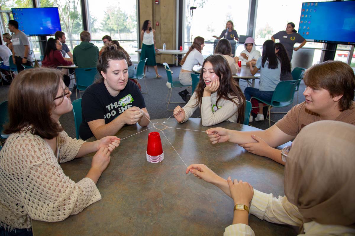 People at the Honors Meet and Greet