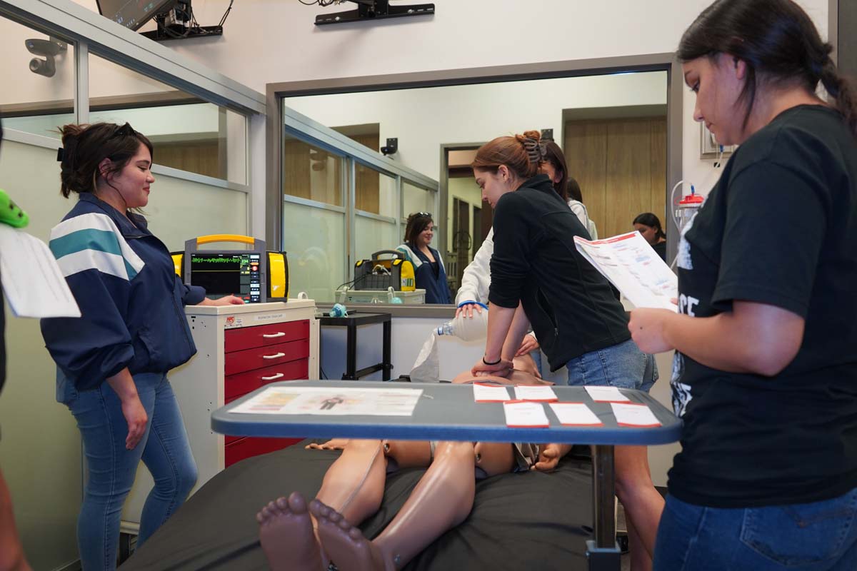 Paramedics with CPR Dummy