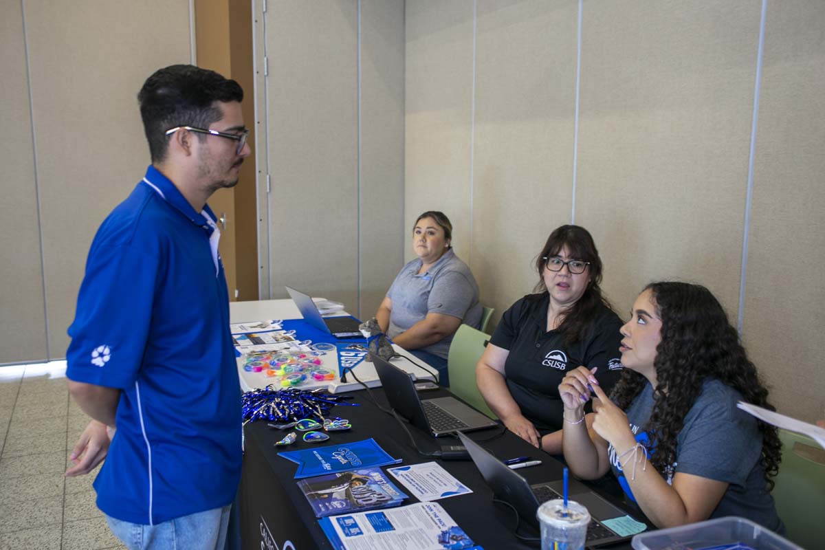 Participants at CSUSB Instant Admit Day.