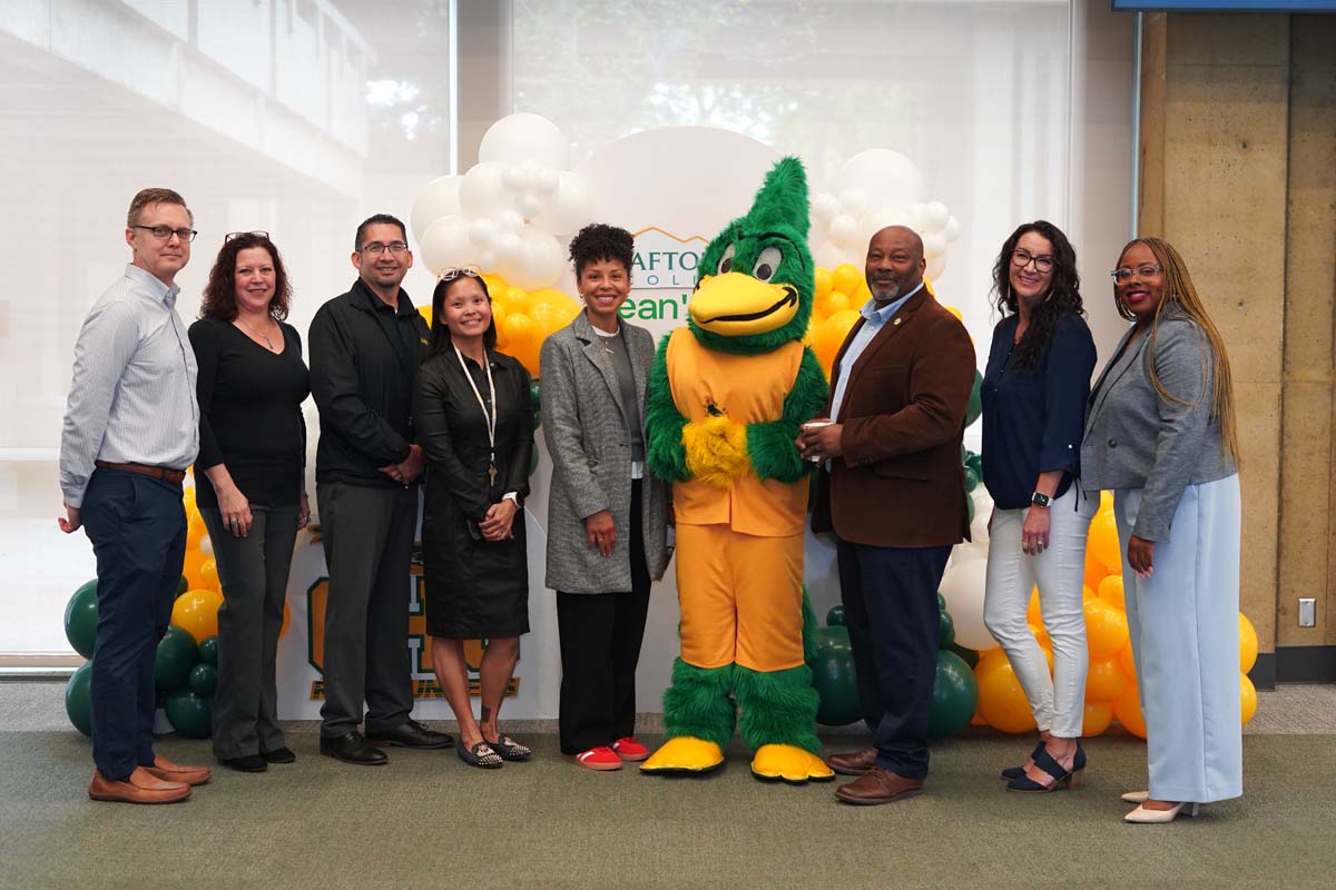 Dining with the Deans Photos Thumbnail