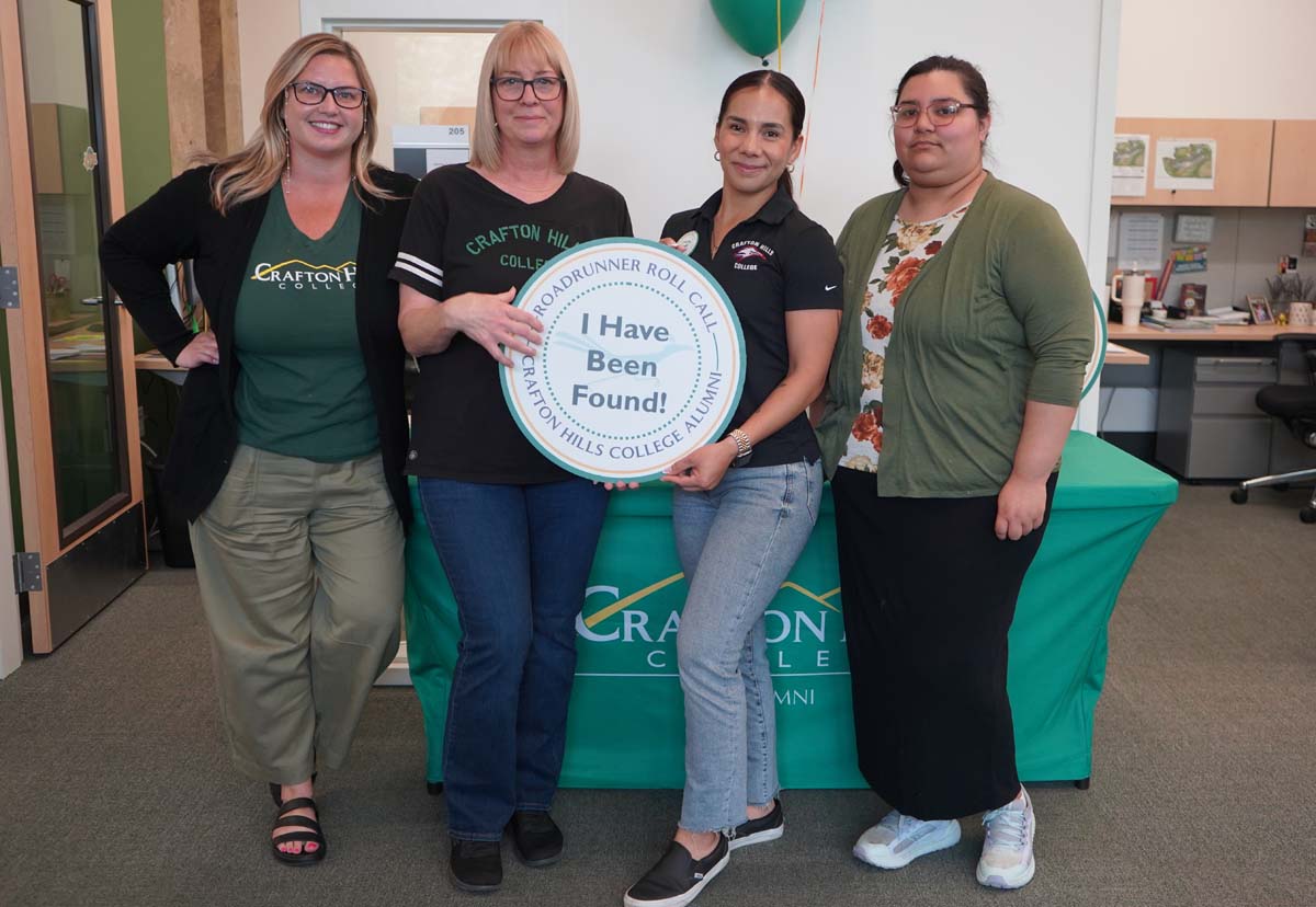 Roadrunner Road Call team of 4 posing