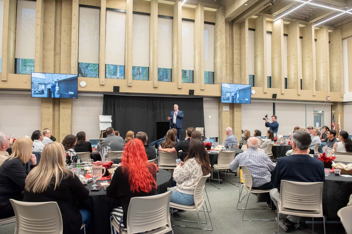 President's Circle Magic Night view of many tables