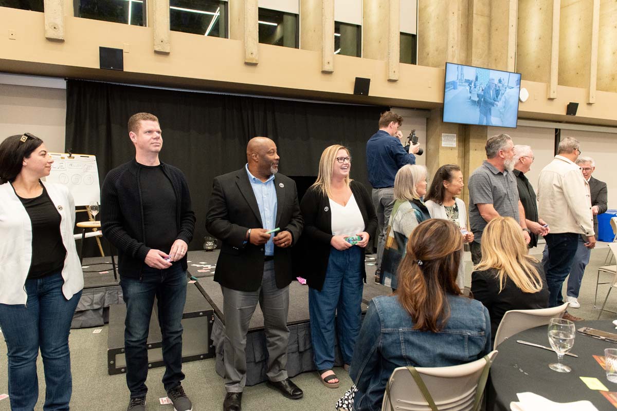 President's Circle Magic Night Danny Ray with 10 volunteers