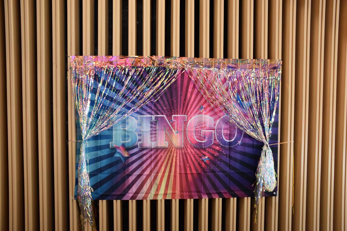 Wall decor that says bingo