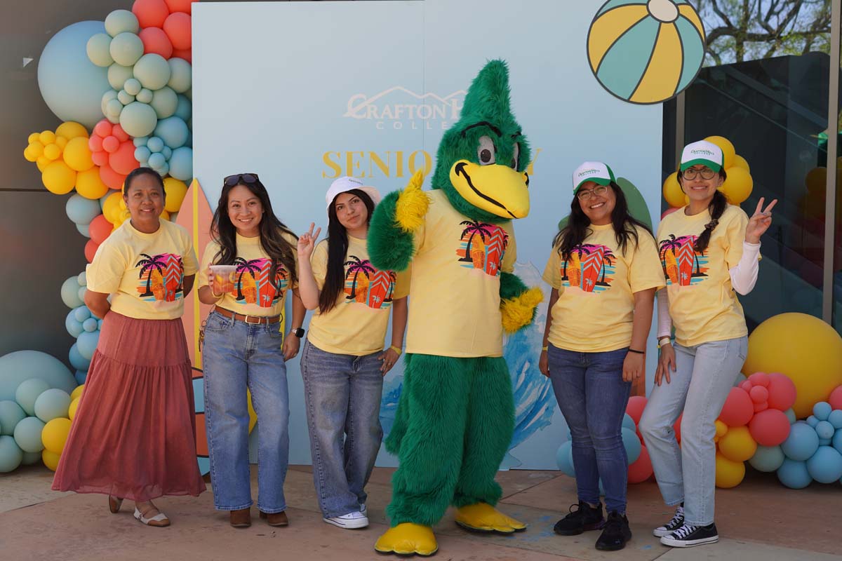 Employees posing with Ryker