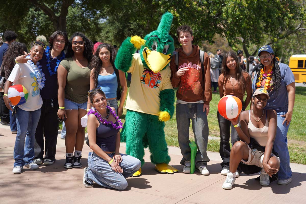 Large group of seniors with Ryker