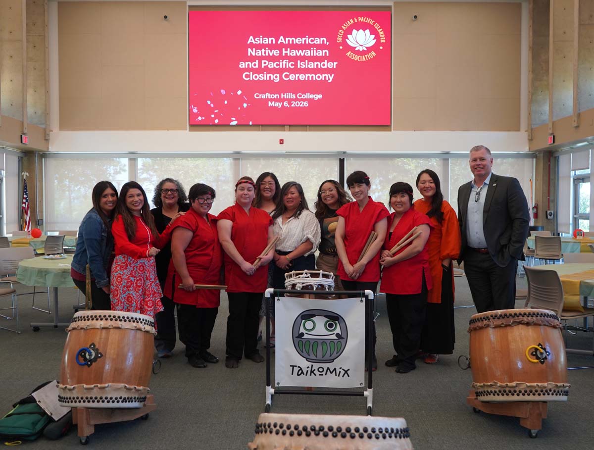 Event organizers with guest drummers