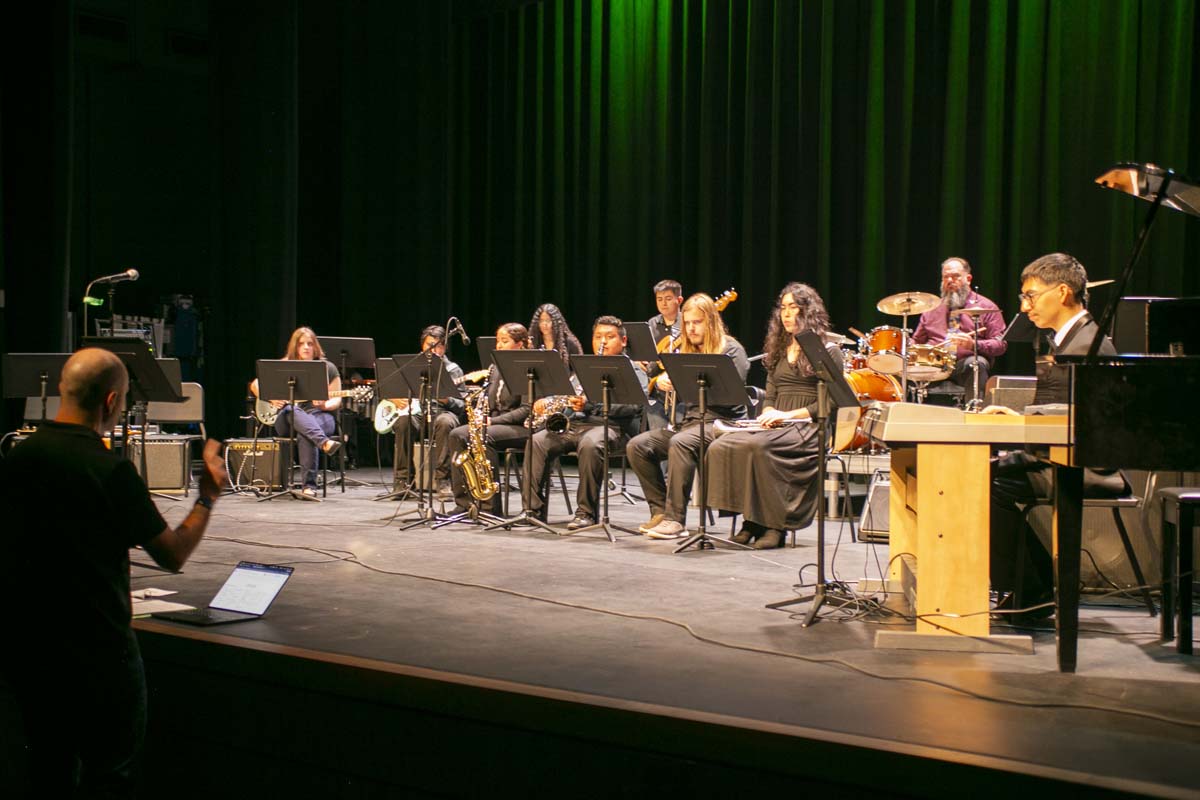 View of full stage at jazz concert