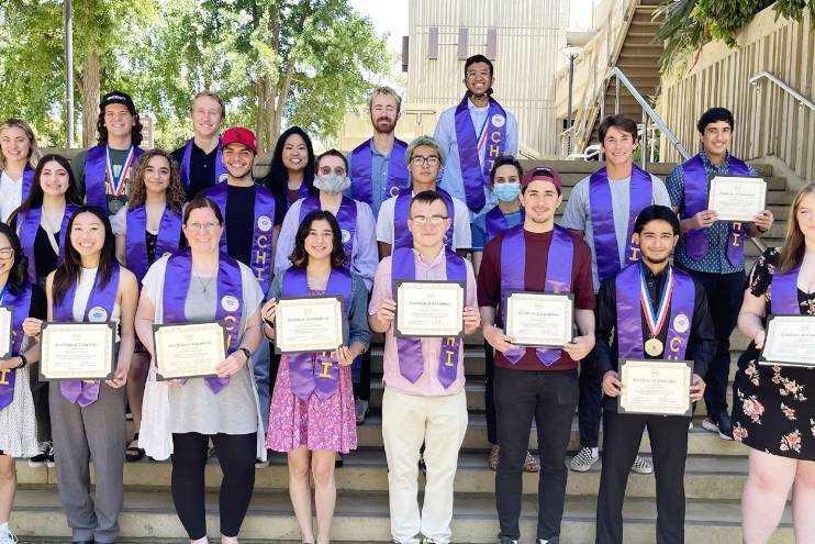 College Honors Institute Recognizes Completers, Research Fellows, and Volunteers